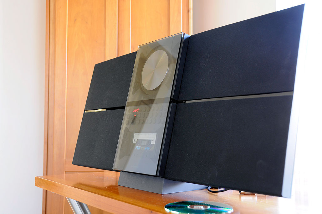 Bang & Olufsen: Beosound Century | RainyDayMagazine