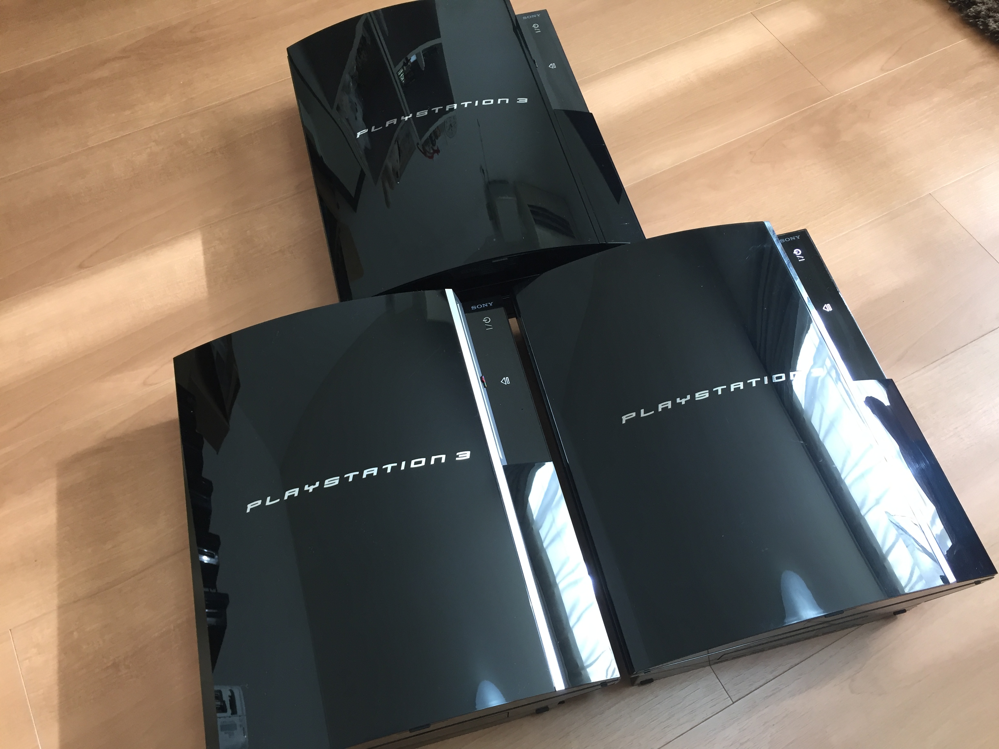 プレステ3（PS3）本体の初期型はPS2ソフトも遊べる型番がある。見分け