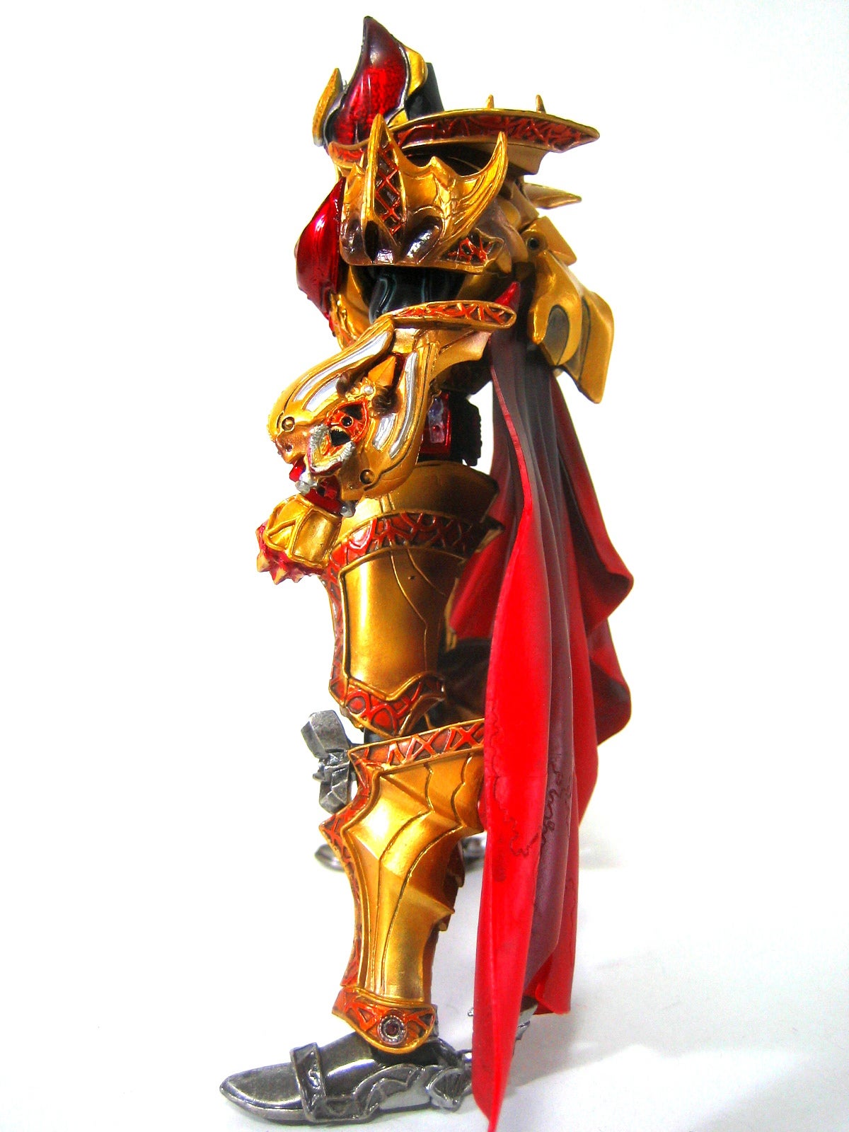 真紅の皇帝。S.I.C. 「仮面ライダーキバ エンペラーフォーム」 | ダメ