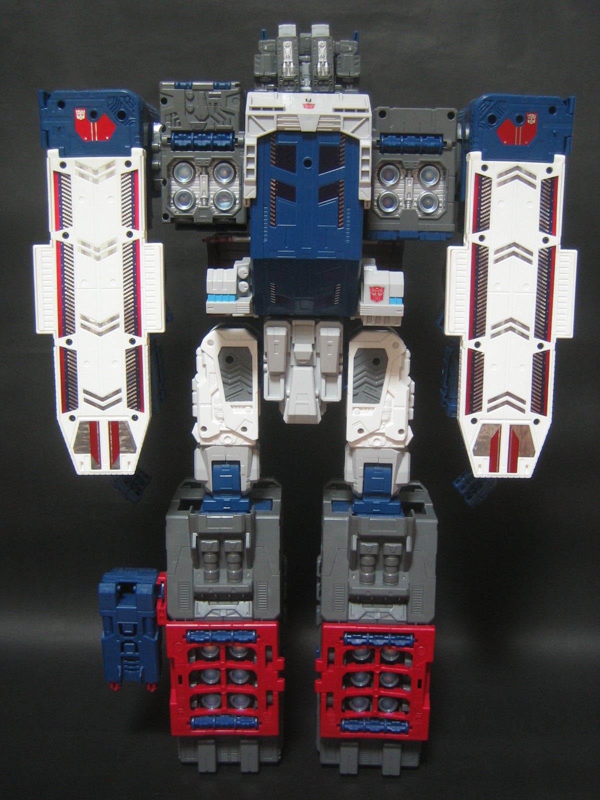 三代目総司令官。LG31「フォートレスマキシマス」（その3