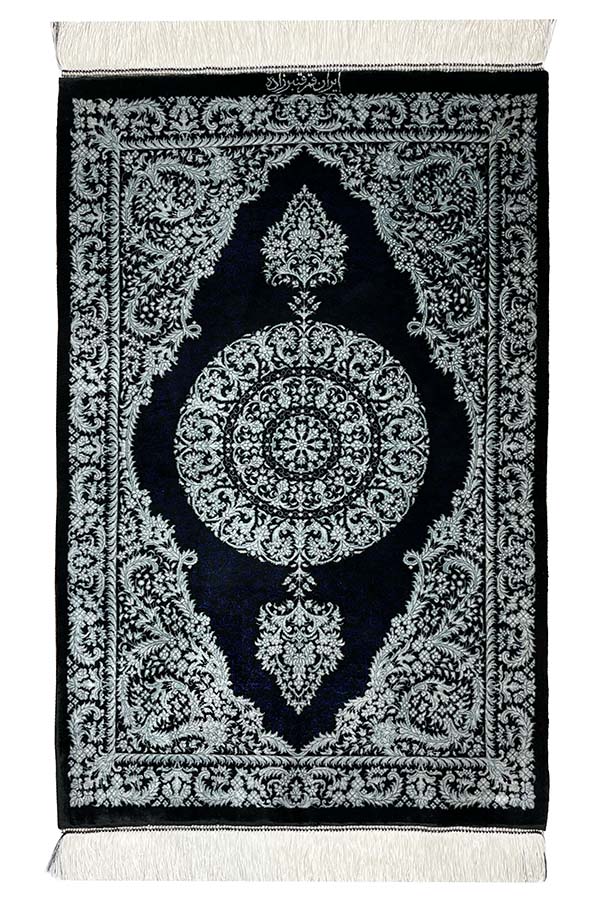 ペルシャ絨毯 クム産 ガンバルザデ工房 シルク 約60cm x 90cm｜SATHI RUGS