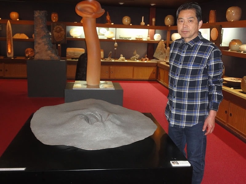 金子信彦作品集 | 館内美術品（ Art Display in the Lobby ） | まるで