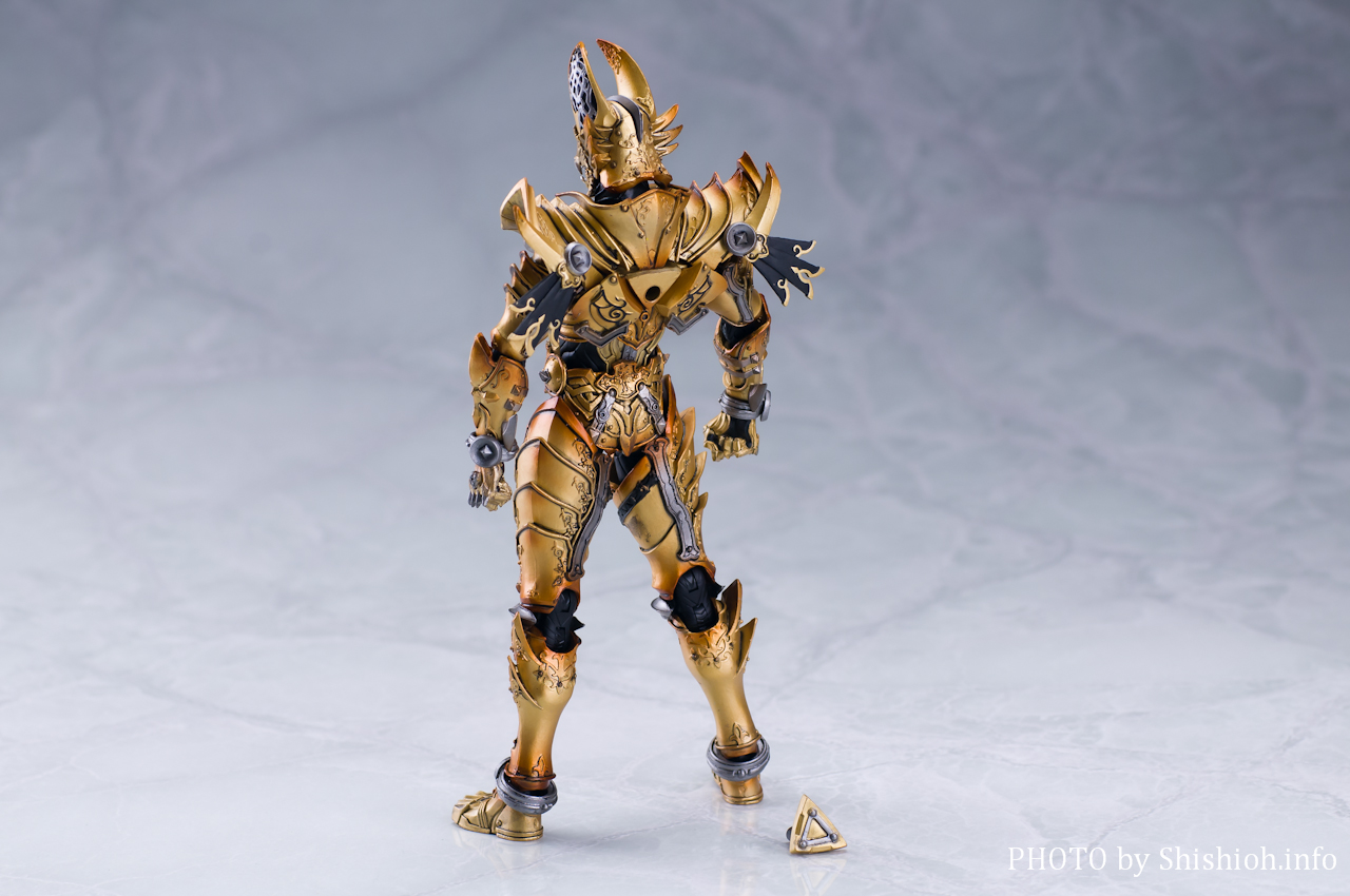 レビュー】 バンダイ 魔戒可動 黄金騎士 ガロ（冴島鋼牙） [牙狼＜GARO＞]