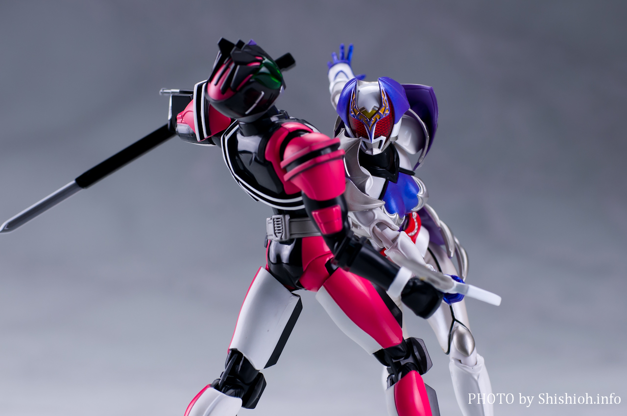 レビュー】 バンダイ S.H.Figuarts 仮面ライダーキバーラ [仮面