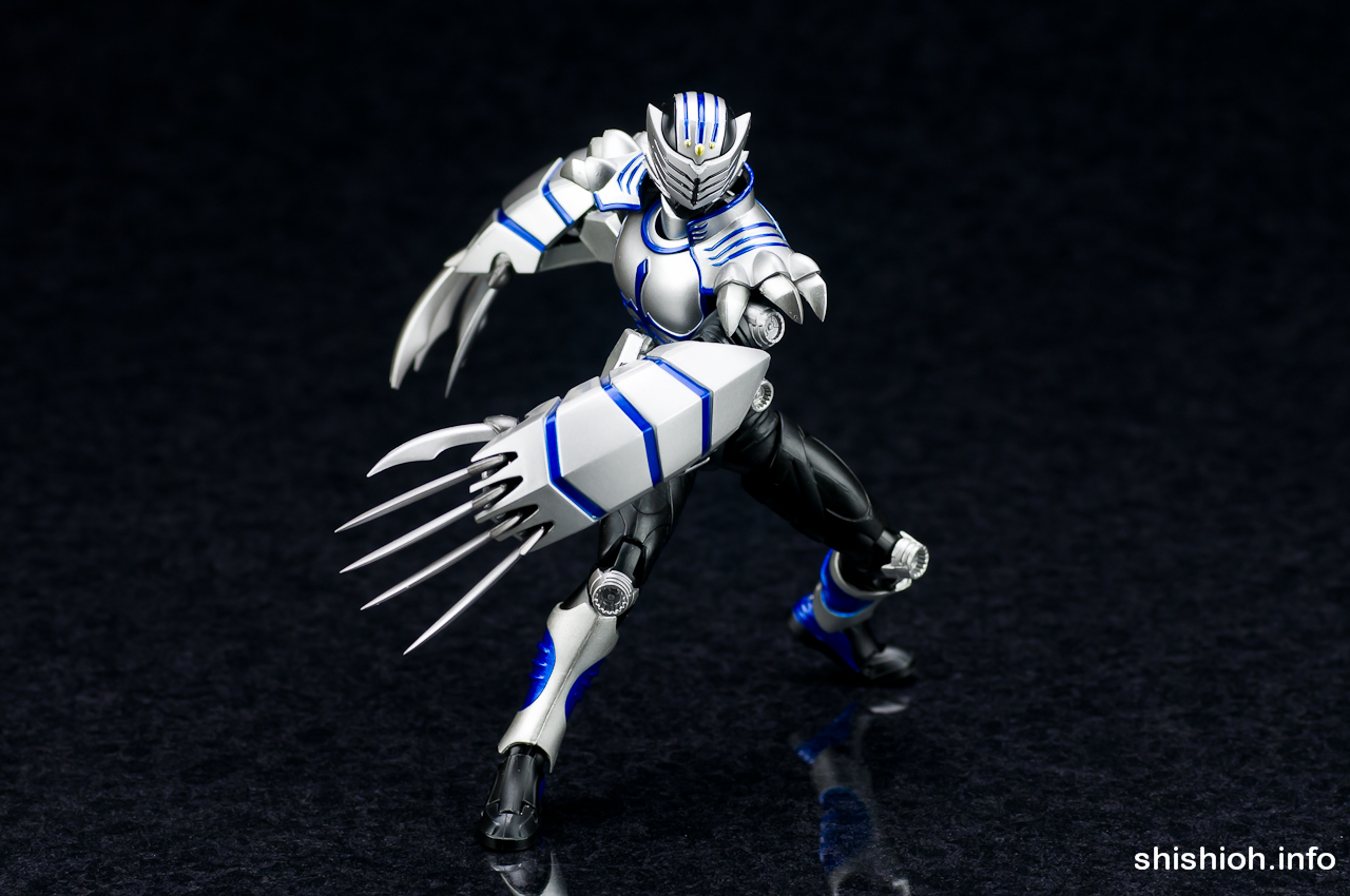 レビュー】 バンダイ S.H.Figuarts仮面ライダータイガ [仮面ライダー龍騎]