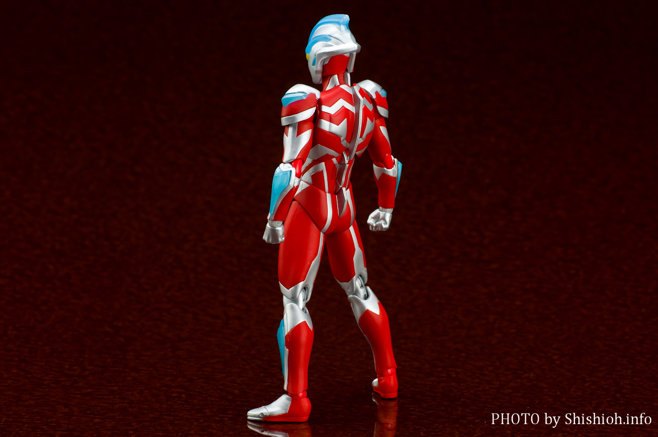 レビュー】 バンダイ ULTRA-ACTウルトラマンギンガ [ウルトラマンギンガ]