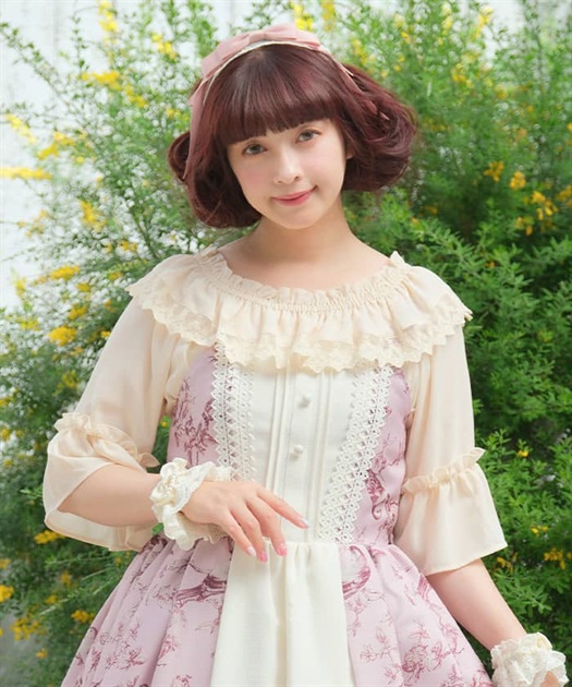 エンパイアフリルブラウス | kawaii -outlet- | axes femme online