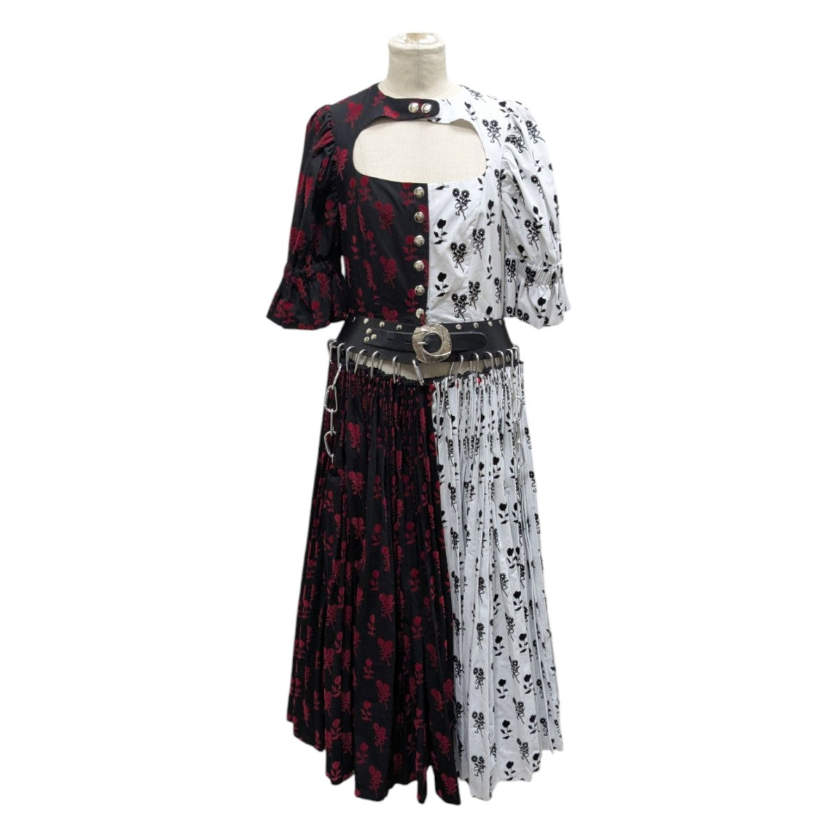 Chopova Lowena(チョポヴァロウェナ) 半袖ワンピース ブラック