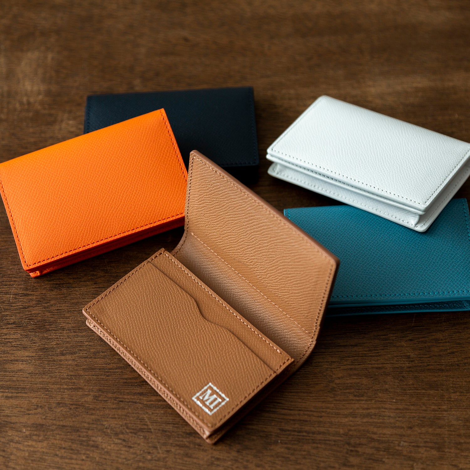 名刺入れ 型押しカーフ使用 【豊岡財布認定モデル 日本製 本革