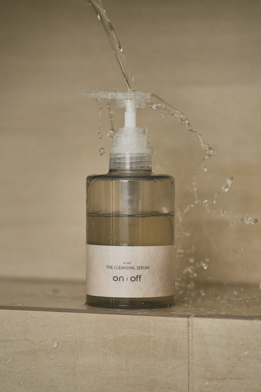 THE CLEANSING SERUM & THE TREATMENT SERUM 400ml set／on | off