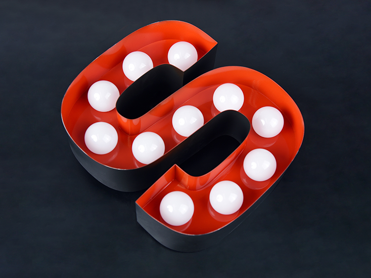 LEDバッグチャンネル文字 | 関東地域看板取り付け工事、チャンネル文字