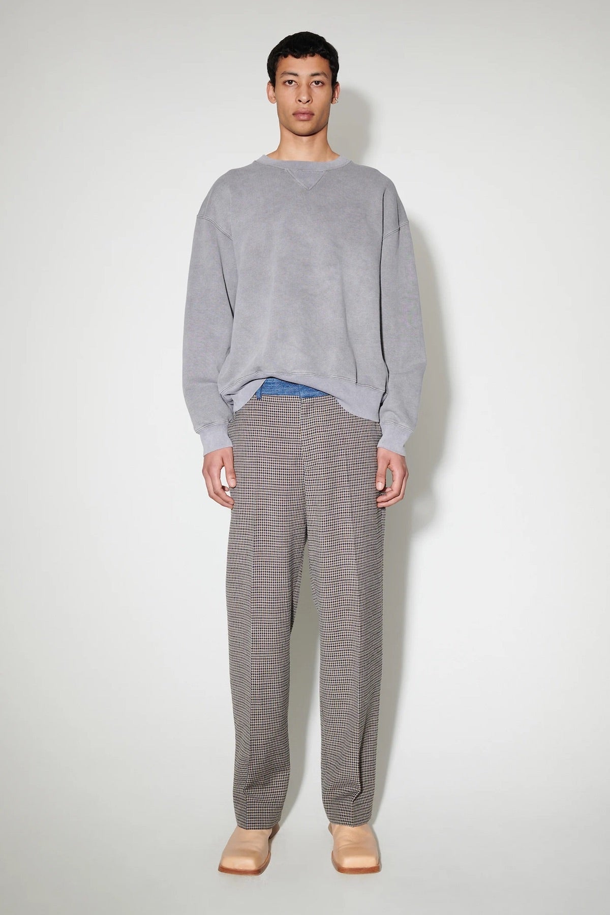OUR LEGACY 「PERFECT SWEATSHIRT ATTIC CARBON FLEECE」 – SISTER