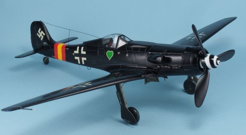 ハセガワ（DRAGON）フォッケウルフ Ta152H-1