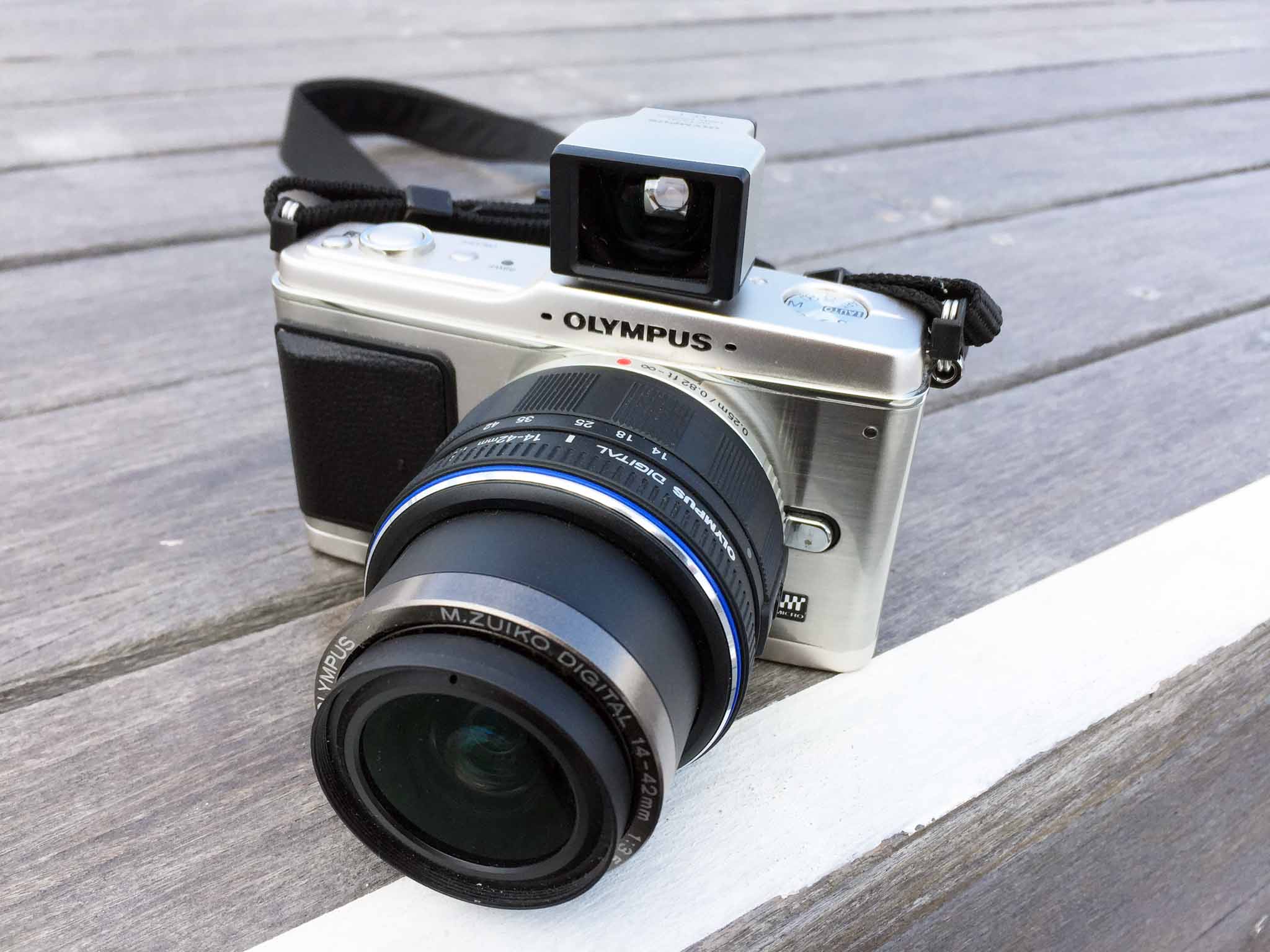 カメラのおけいこ⑦OLYMPUS PEN今から8年前のデジタルカメラをチェック