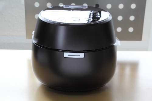 ぶらり、炊飯器を更新!!三菱電機の羽釜タイプ本炭釜 IH炊飯器『 NJ
