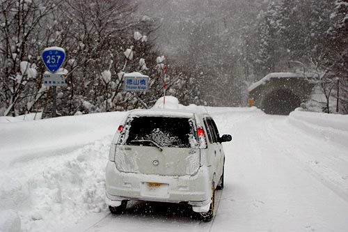 国道257号雪道変