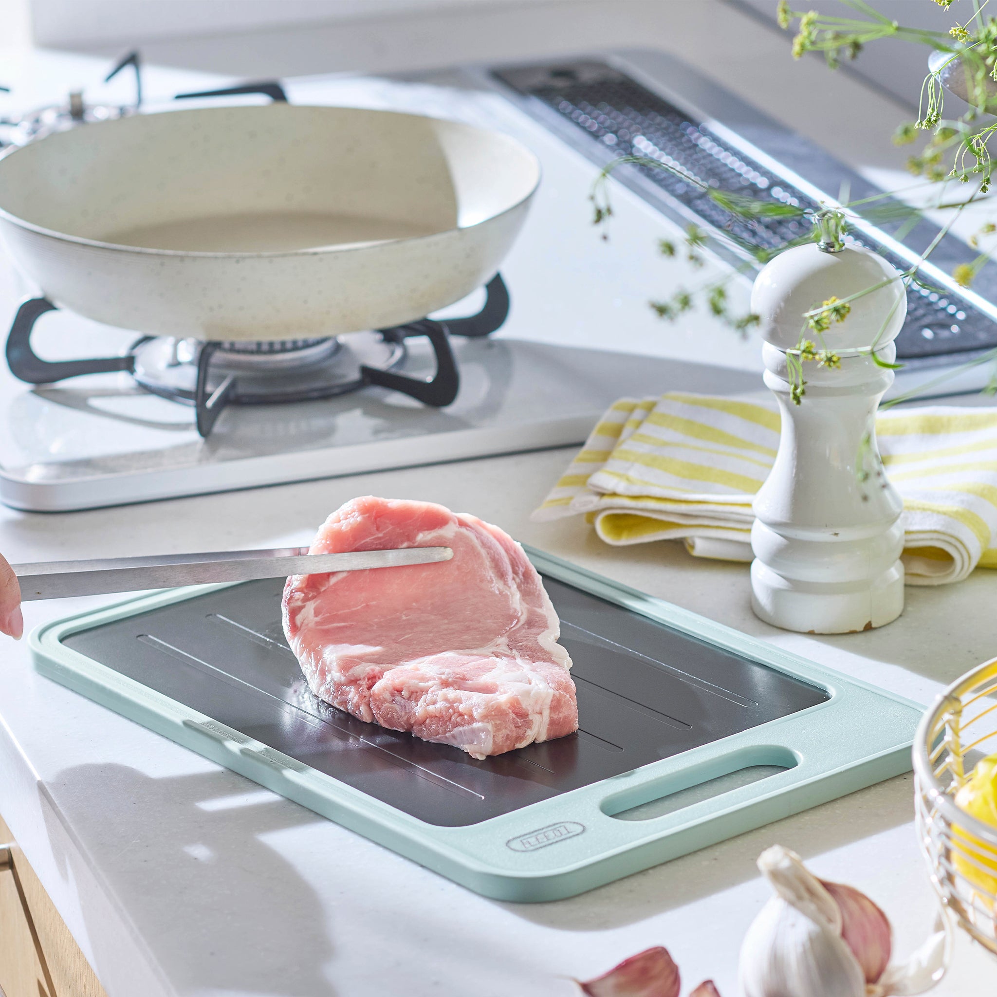 Toffy 解凍プレート付きカッティングボード ｜ Toffy公式オンライン