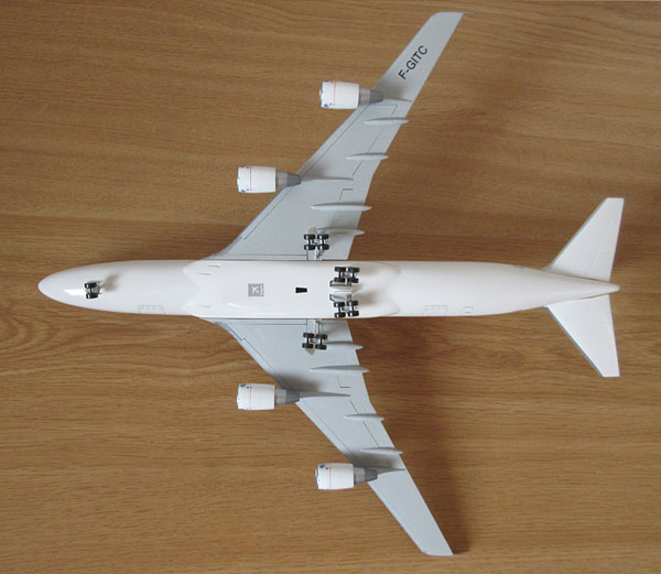 ホーガンウイングス エールフランスB747-400