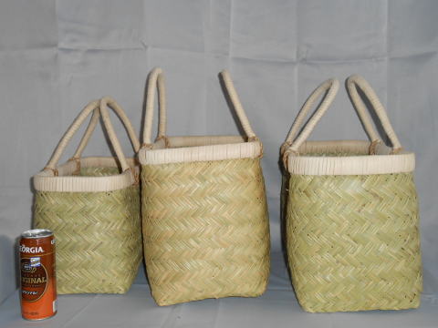 鳥越竹細工」市場かご