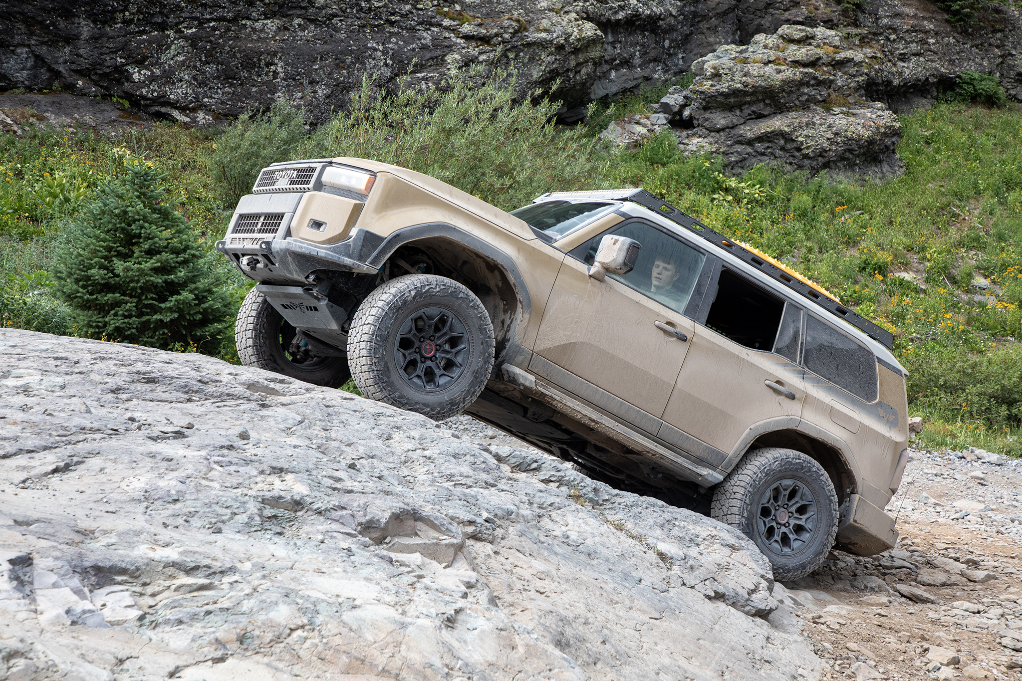 Land Cruiser Rock Sliders | Blitz | 250 (24+) - Victory 4x4