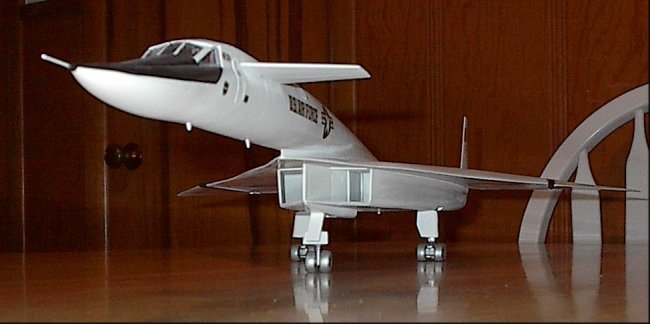 1/72 AMT XB-70A1 Valkyrie by Steve Eggers