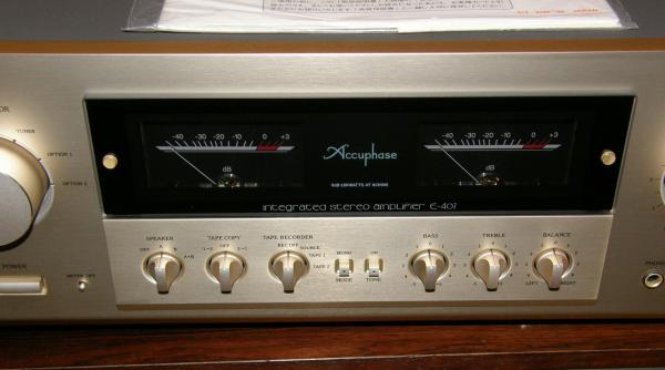 アキュフェーズ Accuphase E407 プリメインアンプ