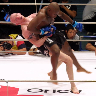 レポ＆写真) [PRIDE武士道] 9.25 有コロ：ライト決勝は五味×マッハ