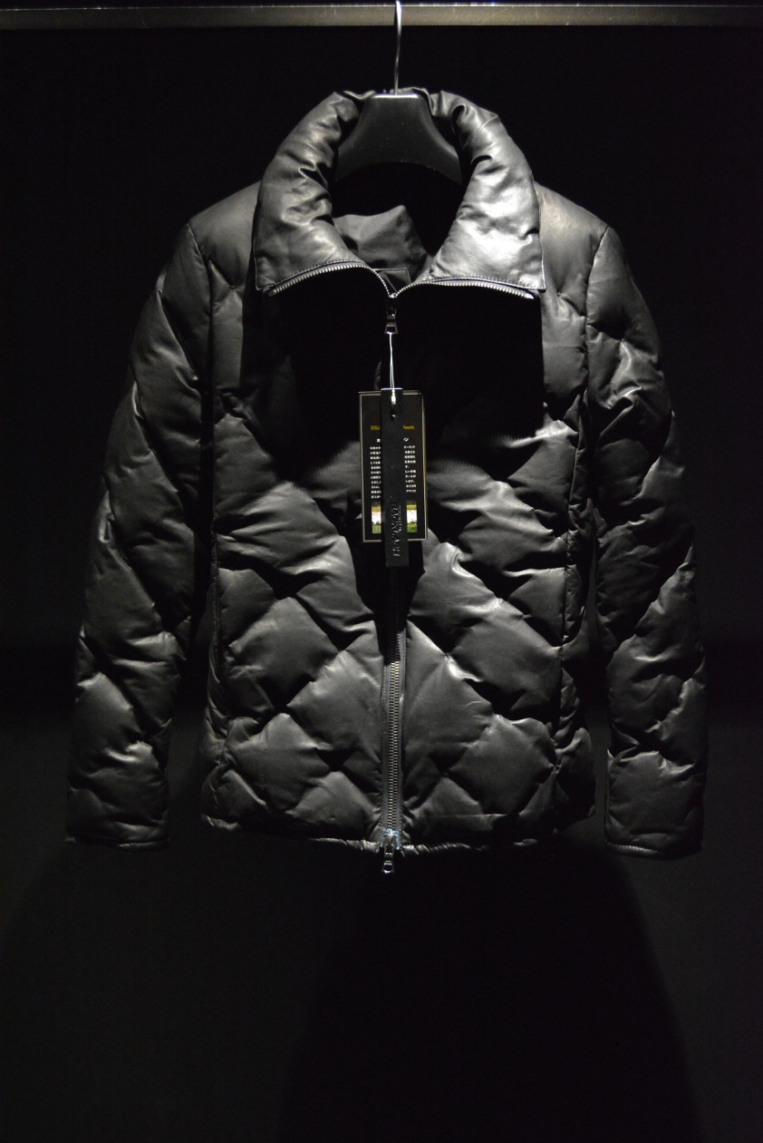 1363-04 カンガルーレザー ダウンジャケット イサムカタヤマ バック