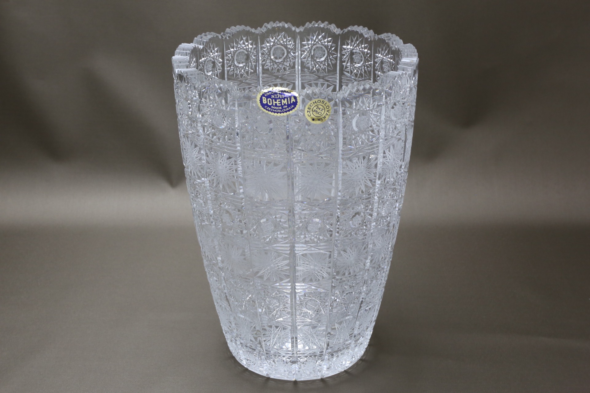 ボヘミアグラス 花瓶 | サークルワン商品情報