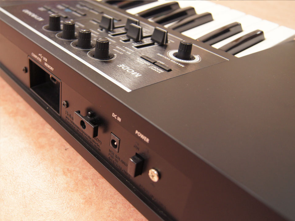 Roland JUNO-DS61 - 第一楽器株式会社