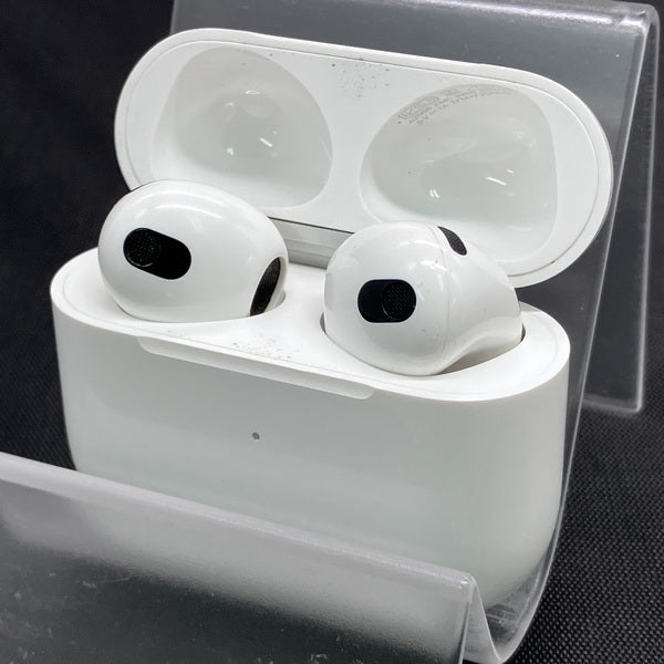 Apple 【中古】Airpods MME73J/A 3rd Generation【秋葉原】 – e☆イヤホン