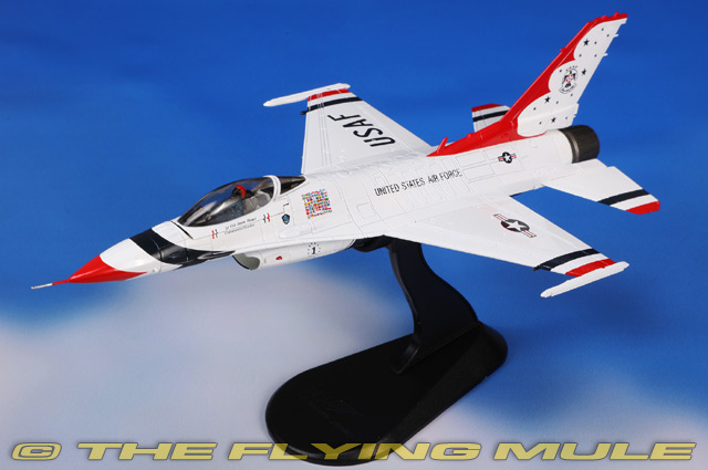 F-16C Fighting Falcon 1:72 Diecast Model - Hobby Master HM-HA38039