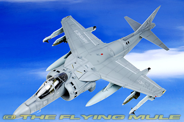 AV-8B Harrier II 1:18 Display Model - JSI JS-60027 - JSI 60027