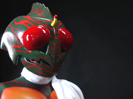 □海洋堂 1/8 仮面ライダーアマゾン 完成品□
