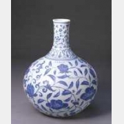 清代乾隆窑青花斗彩描红云龙贯耳扁壶的图片，特点，价格，鉴赏-青花瓷