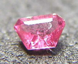 パイロクスマンガイト