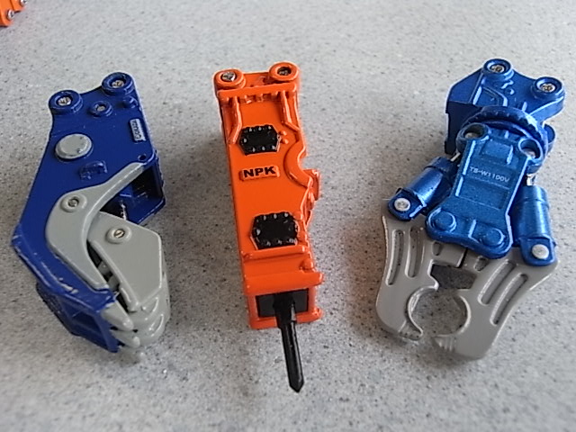 HITACHI】日立建機 アタッチメント4種 ZH200用(1/50用) 再入荷 - KYOWA