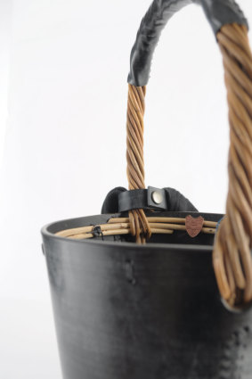 エバゴス ブライドルレザーミニバーキン型バケツ BLACK 2017S/S 春夏