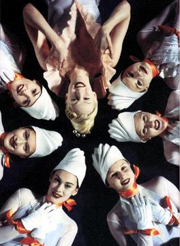 Media Art Net | Barney, Matthew: Cremaster 1