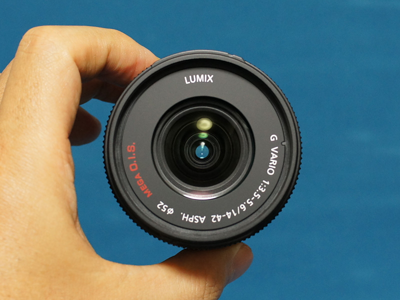 パナソニック レンズ G VARIO 14-42mm /monox デジカメ 比較 レビュー