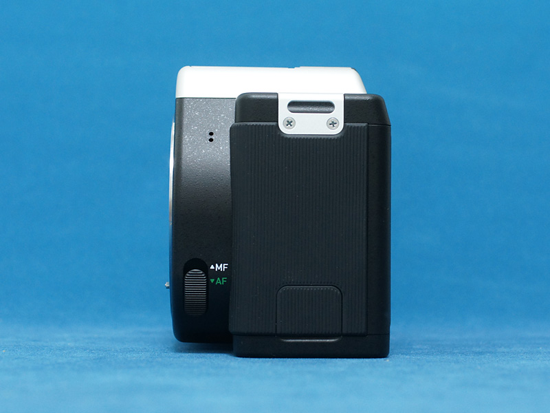 ペンタックス K-01の外観をみる /monox デジカメ 比較 レビュー