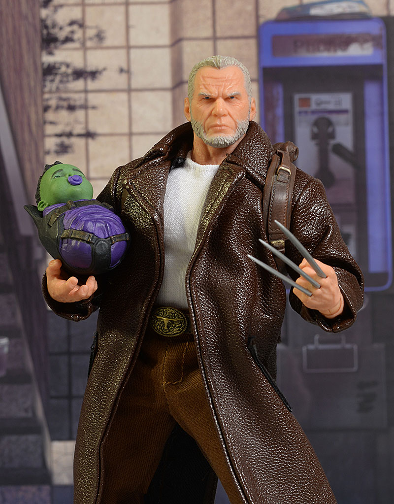 Review and photos of Old Man Logan Wolverine One:12 Collective
