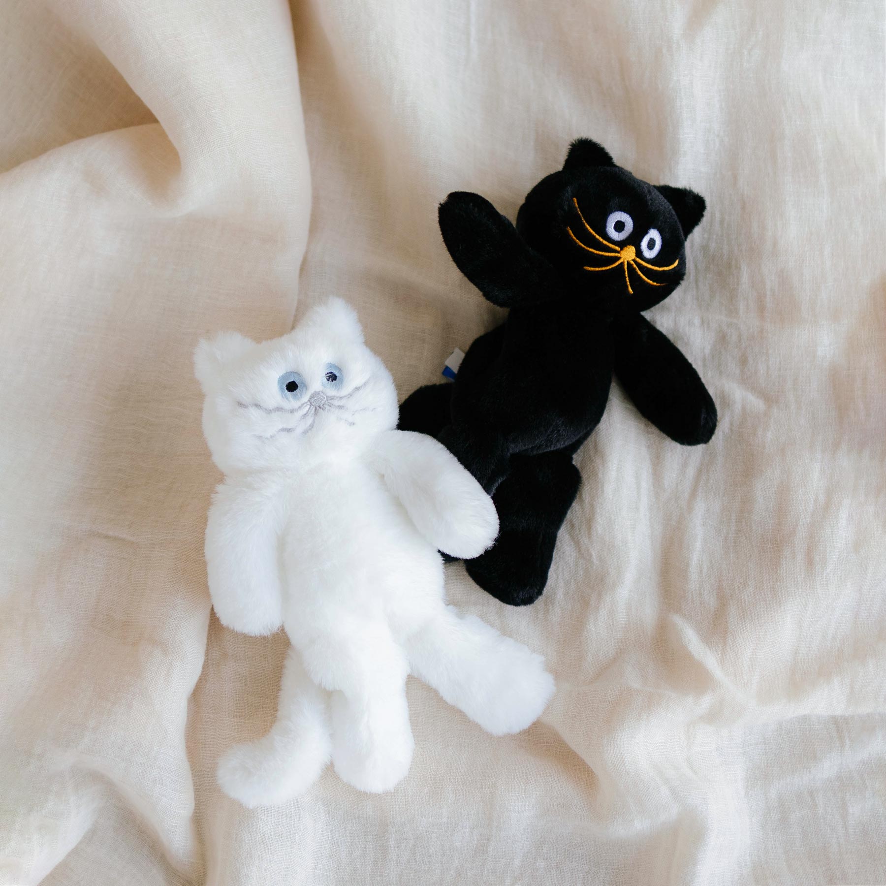 umao ねこ ぬいぐるみ｜オブジェ・ぬいぐるみ｜オルネ ド フォイユ公式