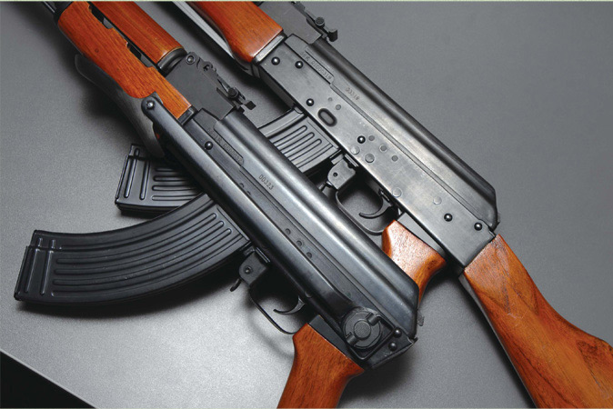 RS 56式と56-1式 AEGのフィールドストリッピングした後の写真と