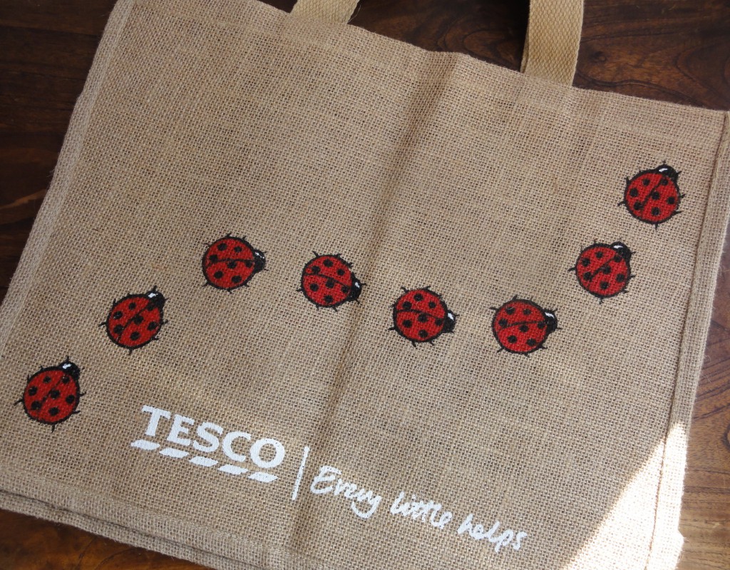 イギリスのスーパー テスコ（TESCO)のエコバッグ | ファッション・小物