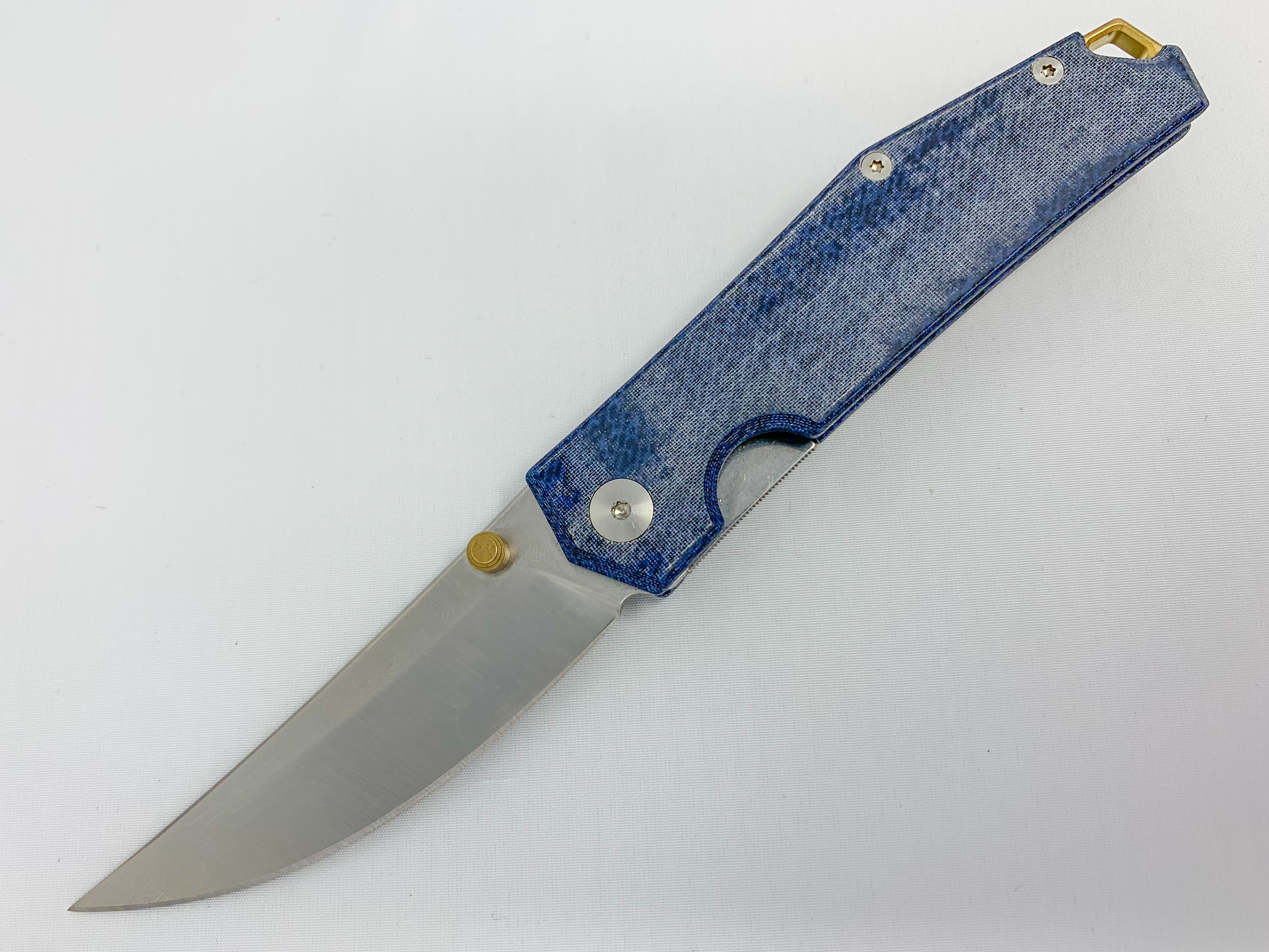 GiantMouse ACE Clyde - Denim Micarta - Brass Thumbstud and