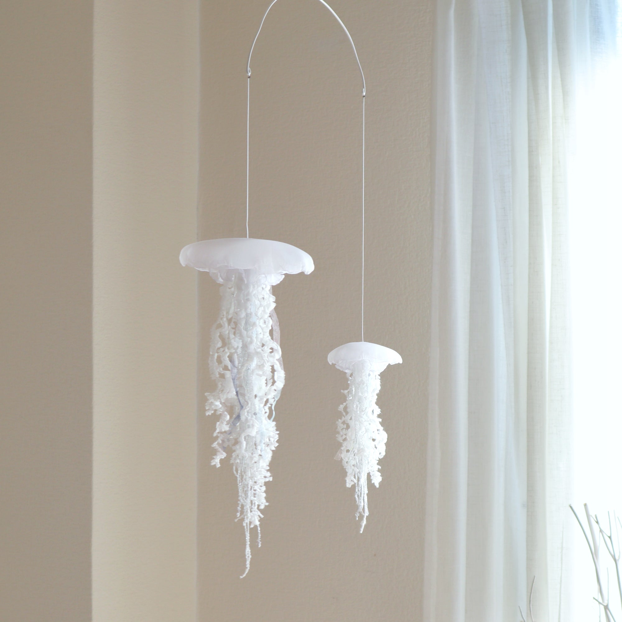 クラゲのモビール】癒しインテリア アクアリウム 雑貨 アート – Yuragi