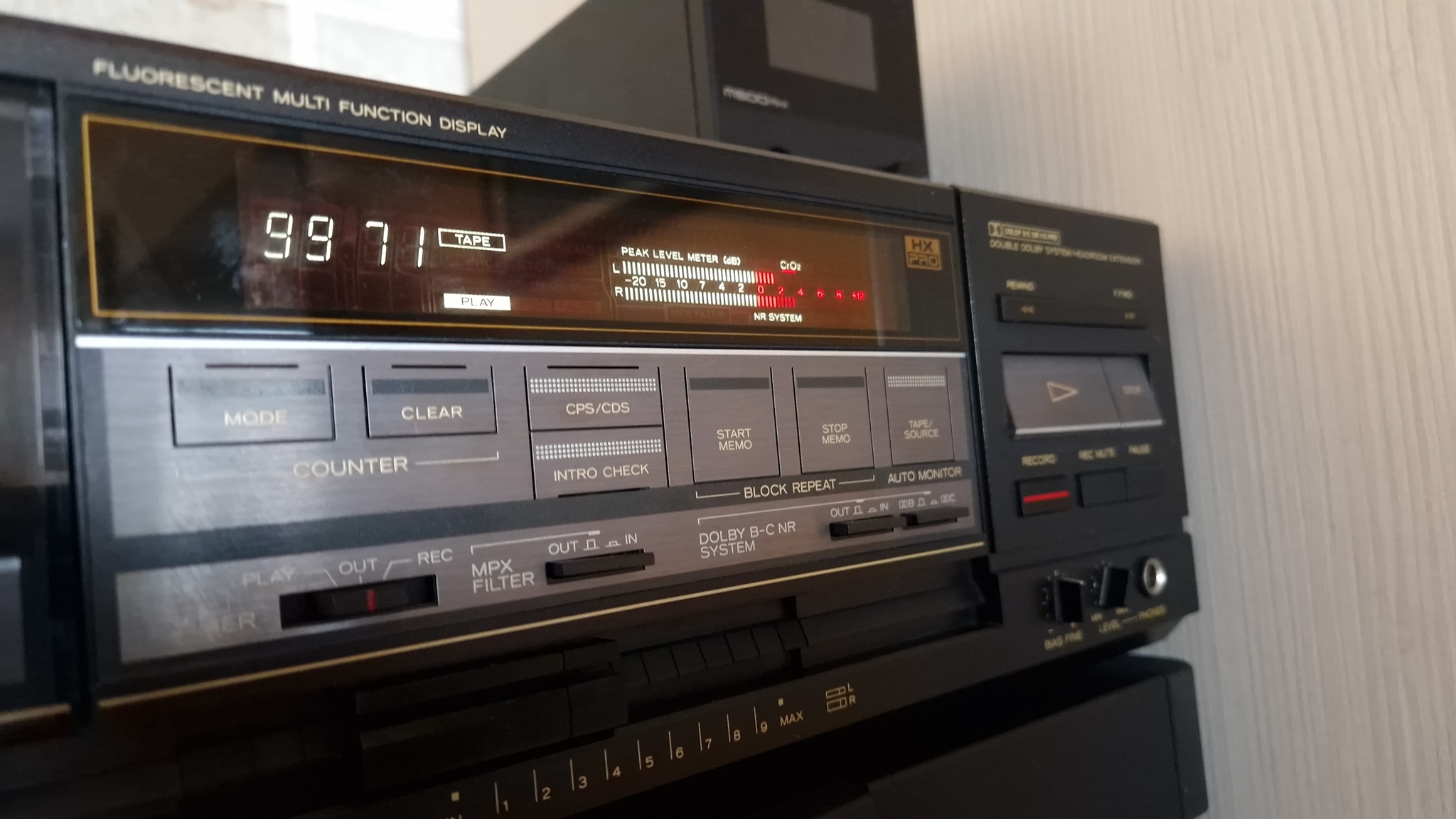 TEAC V-770: So ordinary, but very good | Zoki Audio - Hi-Fi