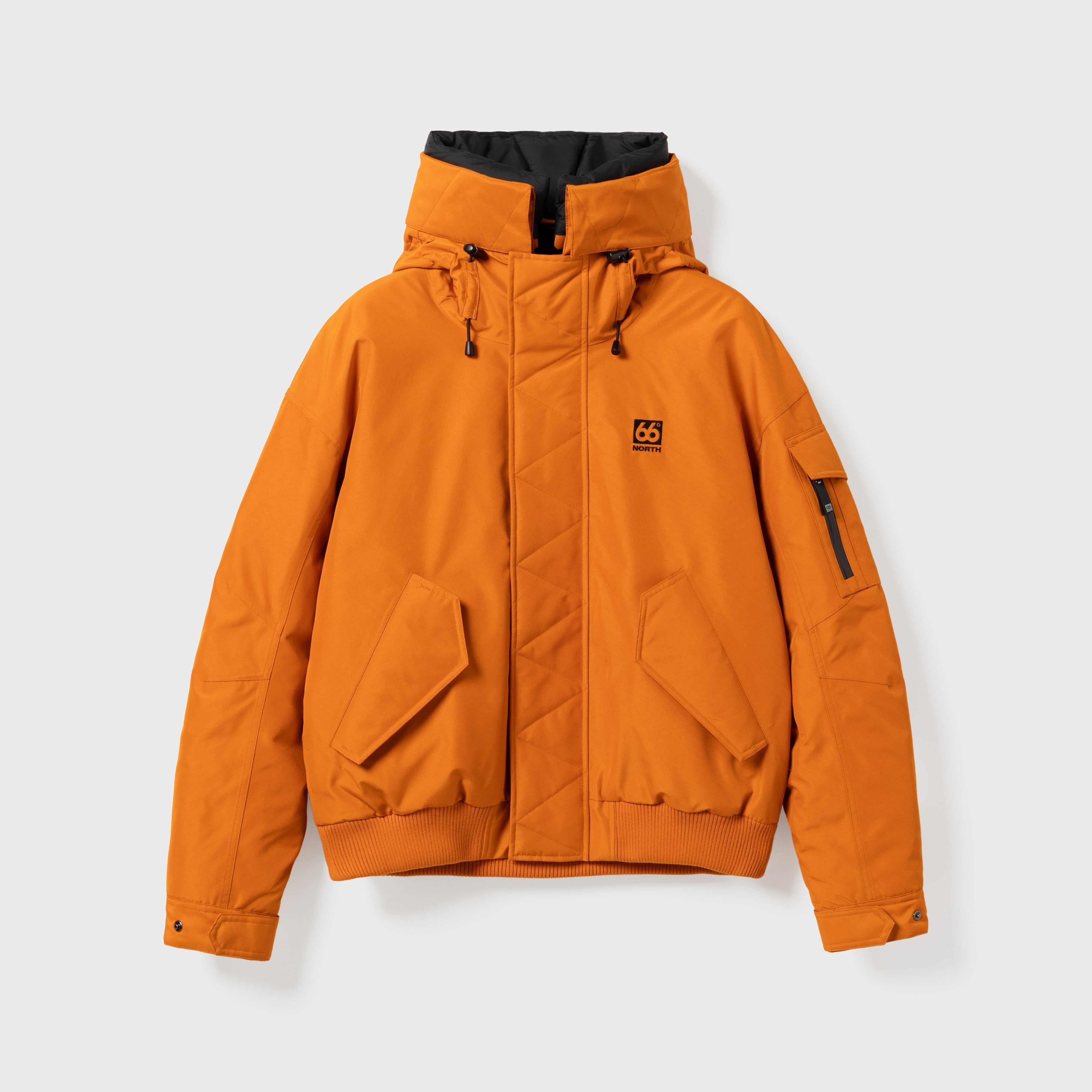 W11813 (siblings) – 66°North