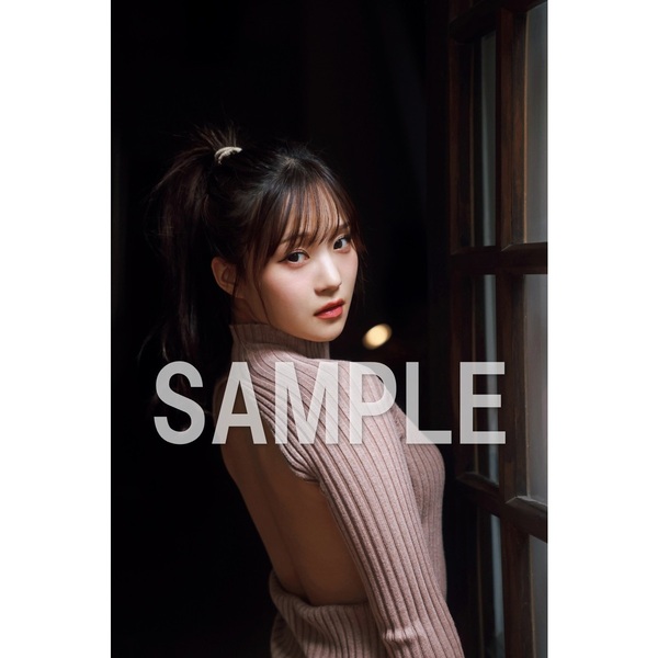 稲場愛香 写真集 『 香愛 』【セブンネット限定特典：生写真 1枚付き